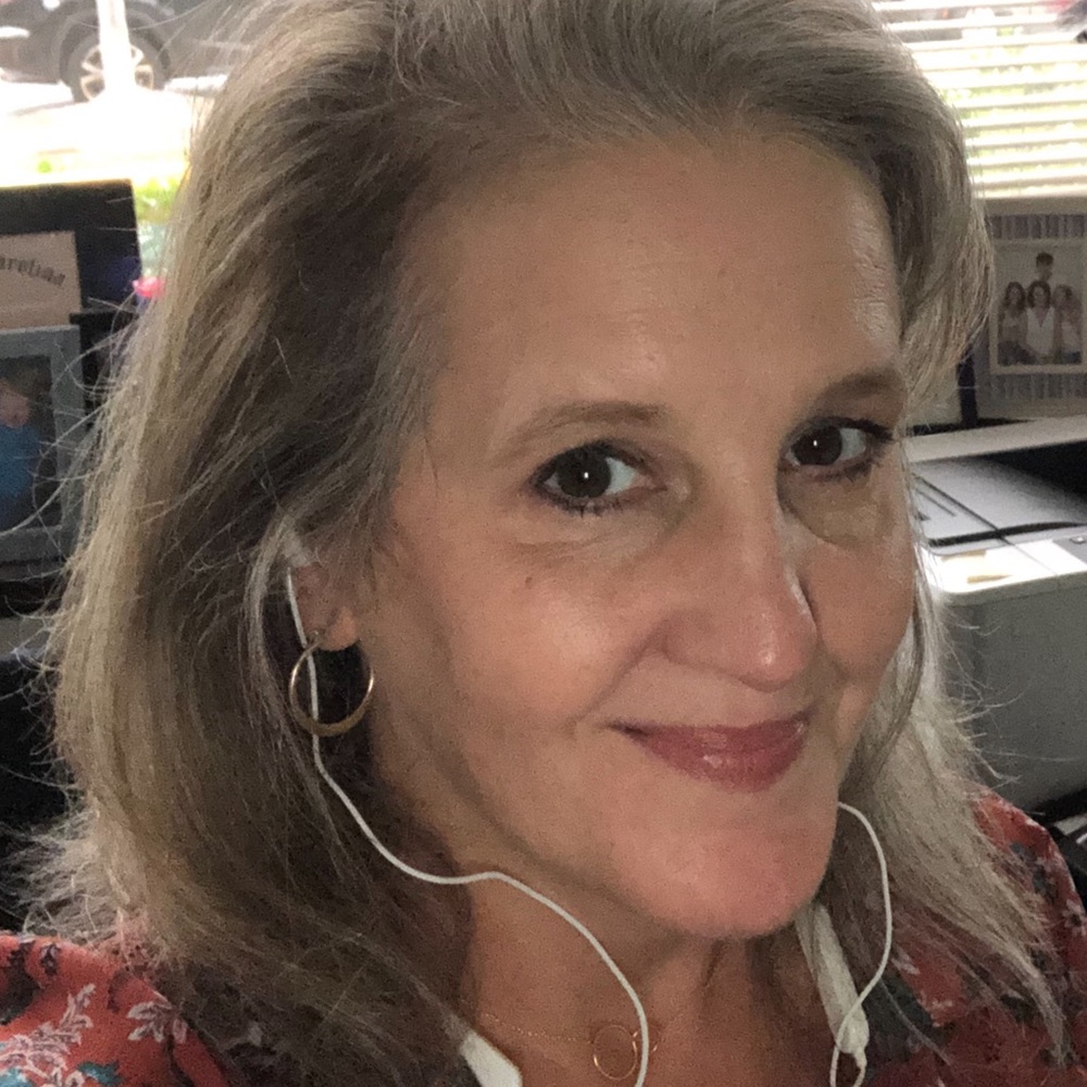 Meet your Posher, Dana